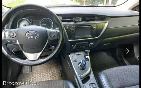 Toyota Auris Prestige 2014