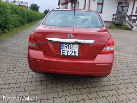 Nissan Tiida VERSA  2008