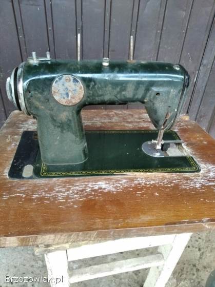Zabytkowa maszyna do szycia WESTA Przemyśl Łucznik retro antyk PRL