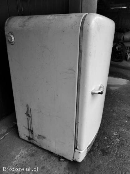 Sprzedam zabytkowa lodówka AGROMA WSK MIELEC 1965 r.  vintage retro antyk