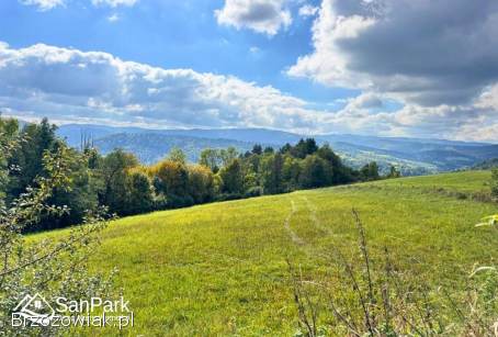 Wołkowyja -  działka na wzgórzu