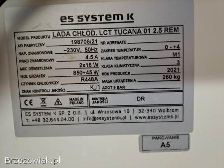 Lada chłodnicza ES SYSTEM LCT TUCANA 01 2,  5 m + akcesoria.  Stan BDB