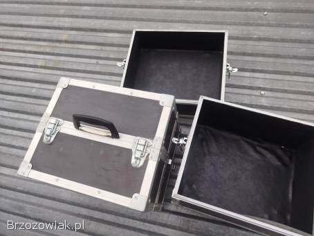 Kufer kosmetyczny masywny