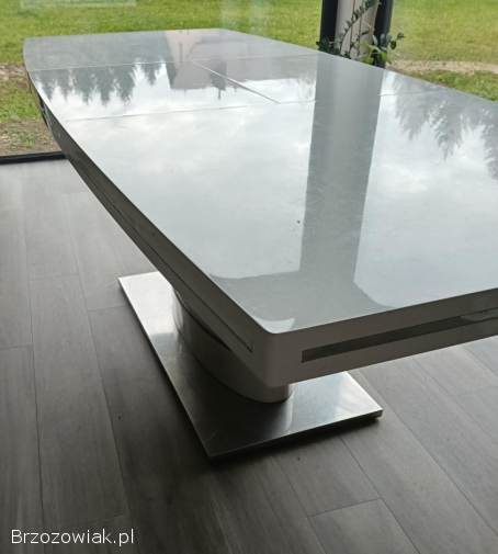 Duzy stół rozkładany