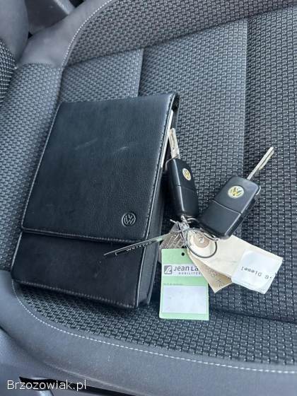 Volkswagen Touran 1.  6 TDi 105 km 2011