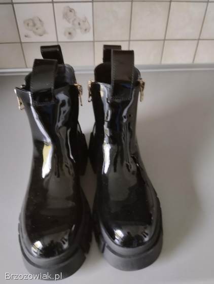 Buty zimowe,  sztyblety.