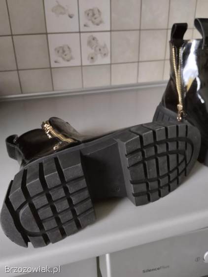 Buty zimowe,  sztyblety.