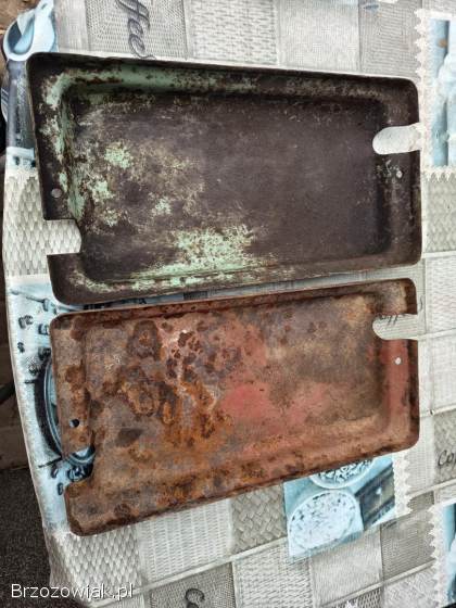 C330 pokrywy akumulatora