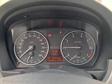 BMW Seria 3 318i 2011