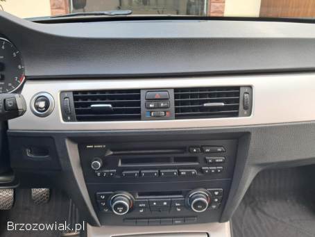 BMW Seria 3 318i 2011