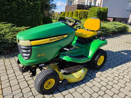 Kosiarka traktorek John Deere X300
