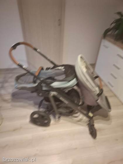 Podwójny wózek dla dzieci rok po roku lub bliźniaków