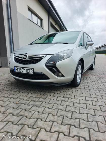 Opel Zafira 2016
