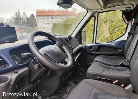 SAMOCHÓD DOSTAWCZY IVECO DAILY 35S18