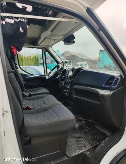 SAMOCHÓD DOSTAWCZY IVECO DAILY 35S18