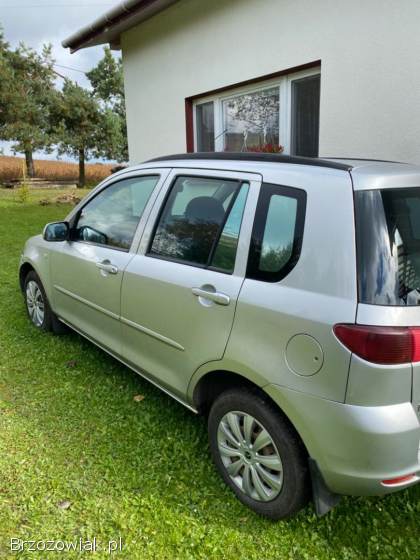 Mazda 2 2004