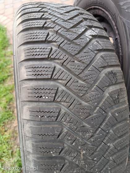 Komplet opon zimowych 195/65R15