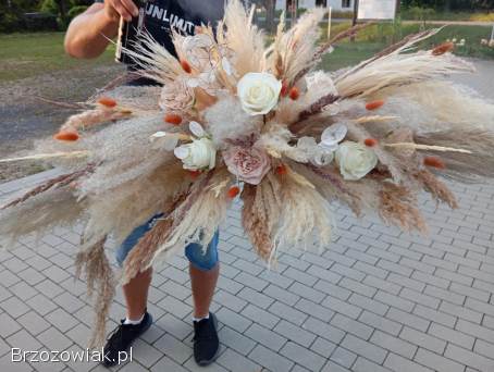 Dekoracje kompozycje pampasowe wesele boho