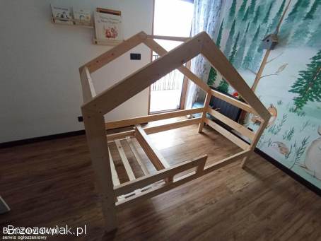 Łóżko dziecięce domek