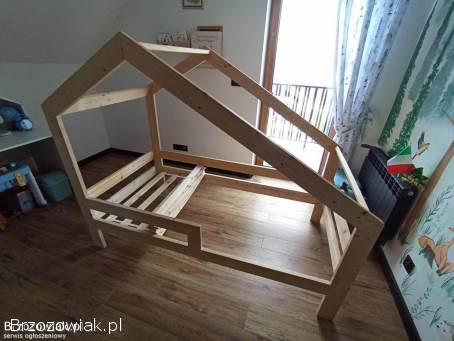 Łóżko dziecięce domek