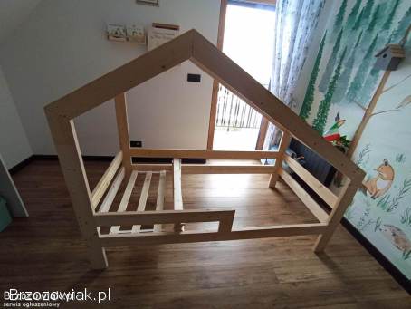 Łóżko dziecięce domek