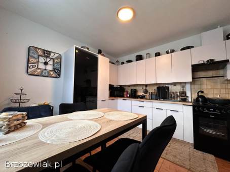 Dom w bliskiej odległości od centrum Jasła