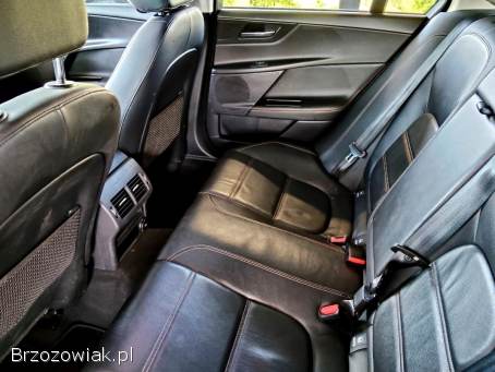 Jaguar XE Automat 2016