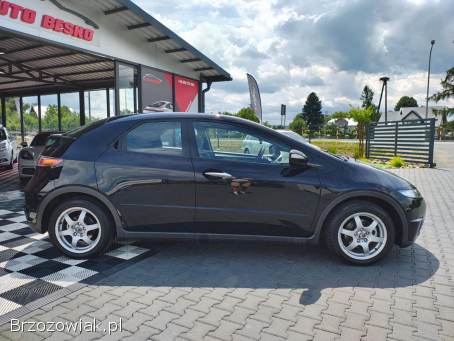 Honda Civic Benzyna 1.  4 UFO  2008