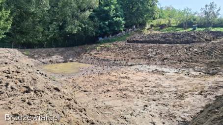 Kopanie stawów oczek wodnych itd