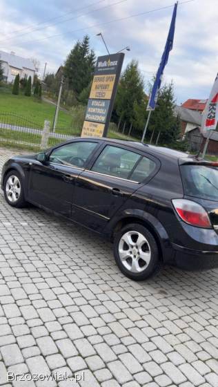Opel Astra H  2004