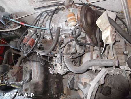 Suzuki sj 410 silnik ze skrzynion