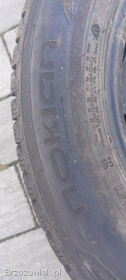 235/60r18 NOKIAN,  4 opony zimowe 18 cali,  do SUV,  8mm