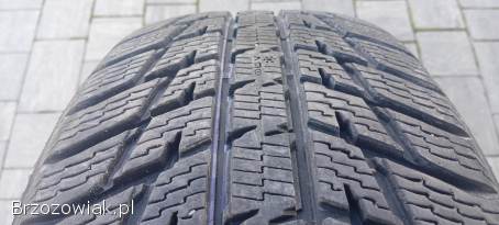 235/60r18 NOKIAN,  4 opony zimowe 18 cali,  do SUV,  8mm