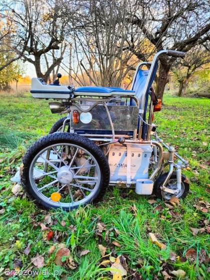 Wózek inwalidzki elektryczny