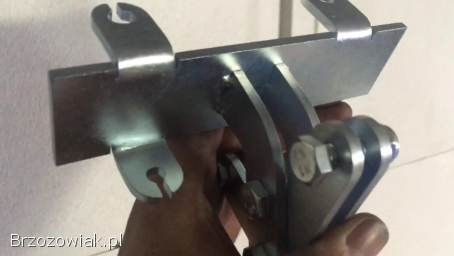 Sprzedam Mechanizm odryglowania w bramie uchylnej