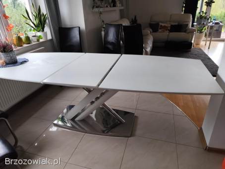 Stół szklany plus 6 krzeseł