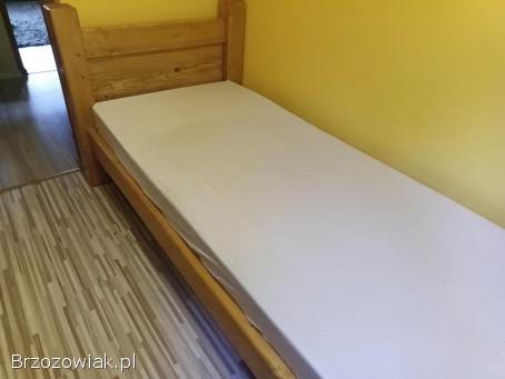 Łóżko drewniane nowoczesne grube drewno