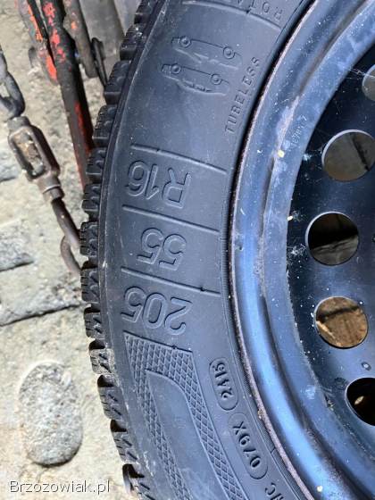 Felgi stalowe 16 z oponami do Volvo