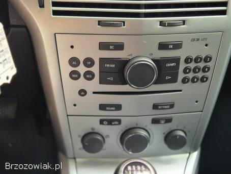 Opel Astra 1,  6 16v Benzyna  2009