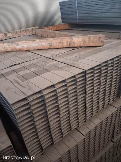 Profil stalowy zamknięty 60x20x1,  5mm,  1765mm