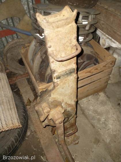 Solidny podnośnik kolejowy