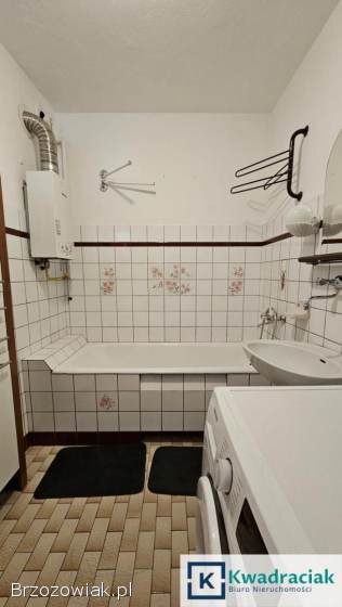 Dom wolnostojący w Pisarowcach – przestronny,  z budynkami gospodarczymi