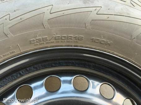 Felga stalowa 16 Ford -  6,  5J ET50 Opony zimowe 4x GOODYEAR 235/60R16