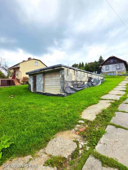 SANOK-DĄBRÓWKA DZIAŁKA Z ROZPOCZĘTĄ BUDOWĄ