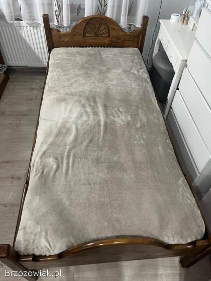 Sprzedam drewniane łóżko