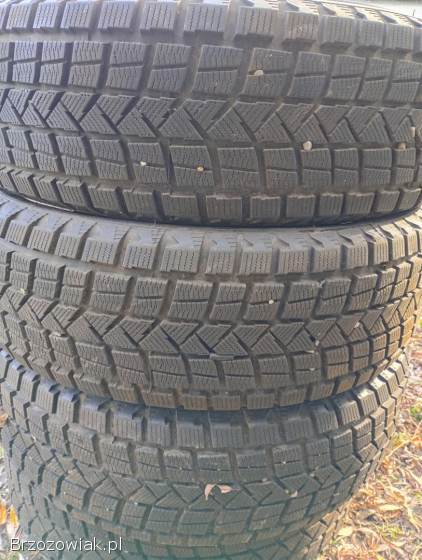 Opony roczne zimowe 235/60 R18 SUV rok 2024