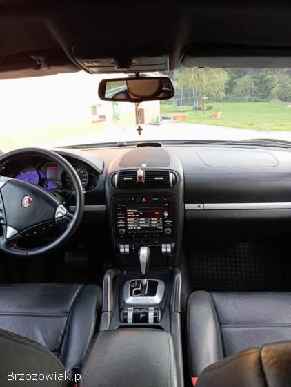 Porsche Cayman SUV 2009