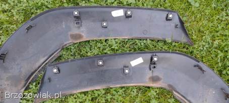 Toyota Yaris Cross Listwy Błotnika Tylnego 2022