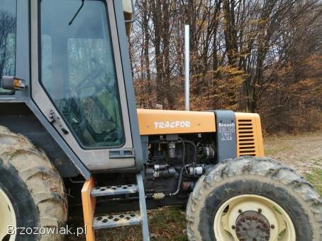 Ciągnik rolniczy Renault 9514 z 1988 roku