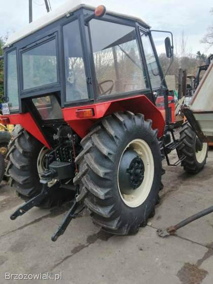 Ciągnik rolniczy Zetor 5245 z 1987 roku